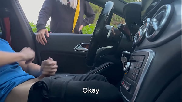 I’m in the car jerking off at the gym door and a pretty girl who was passing by helps me finish cumming in public, she was the girl I liked and she makes me very horny with her tight leggings when she does squats